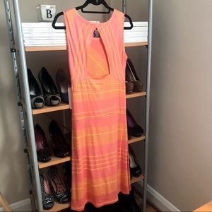 Haani | Women’s Dress with Back Cut Out